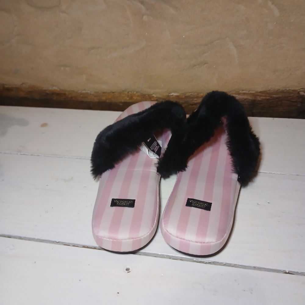 Victoria's Secret Pink & White Striped Satin Fur Trimmed Slippers Size Medium - Picture 4 of 6